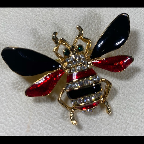 Jewelry - Bumble with the Beautiful Bee